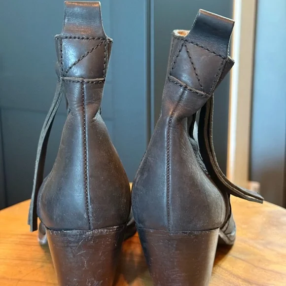 Acne Studios - The Pistol Leather Ankle Boots / Size 37 - Picture 4 of 10